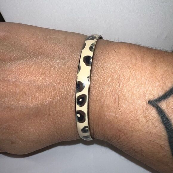 J. Crew Enameled Animal Print Bangle Bracelet‎ - Picture 1 of 7